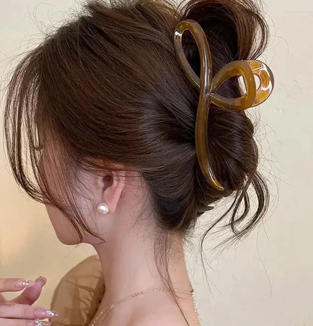 Premium Shark Clip Barrette